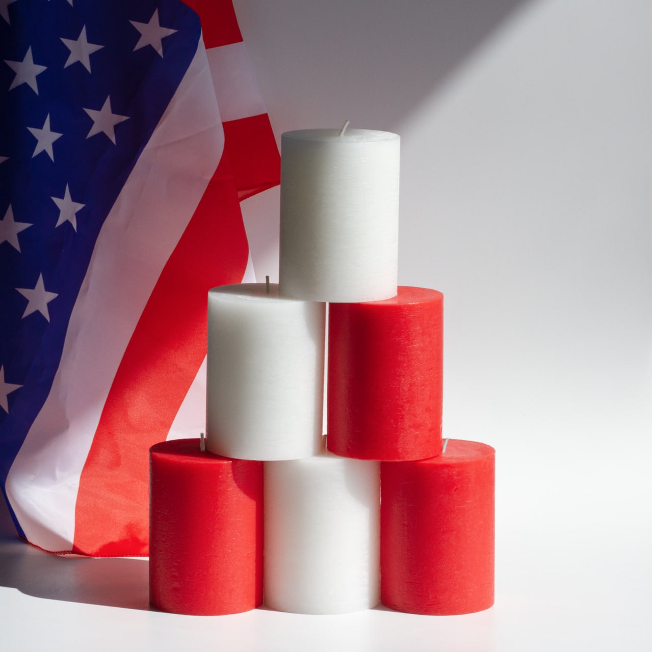 Bundle - Reg & White 4" Pillar Candles