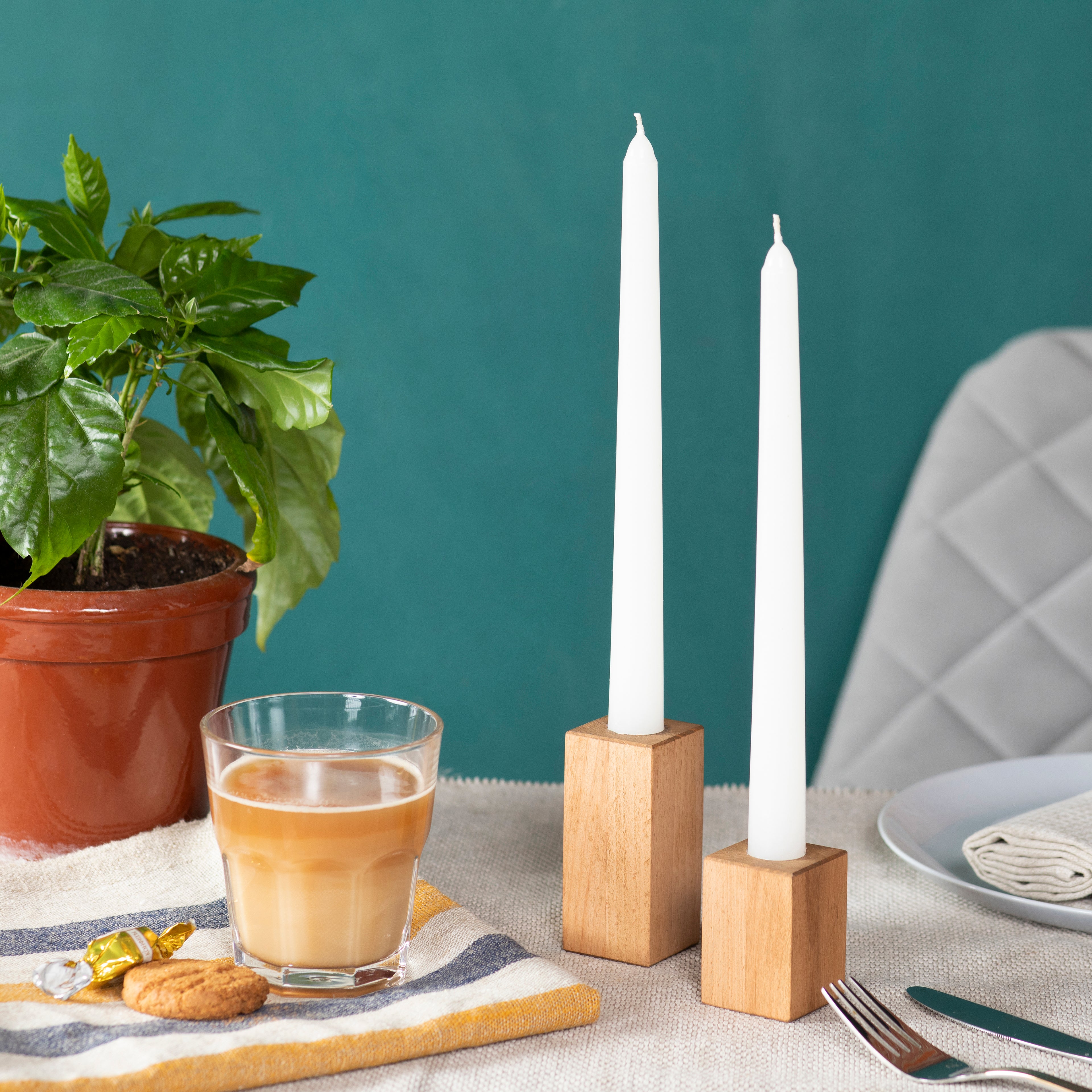 CANDWAX White Taper Candles