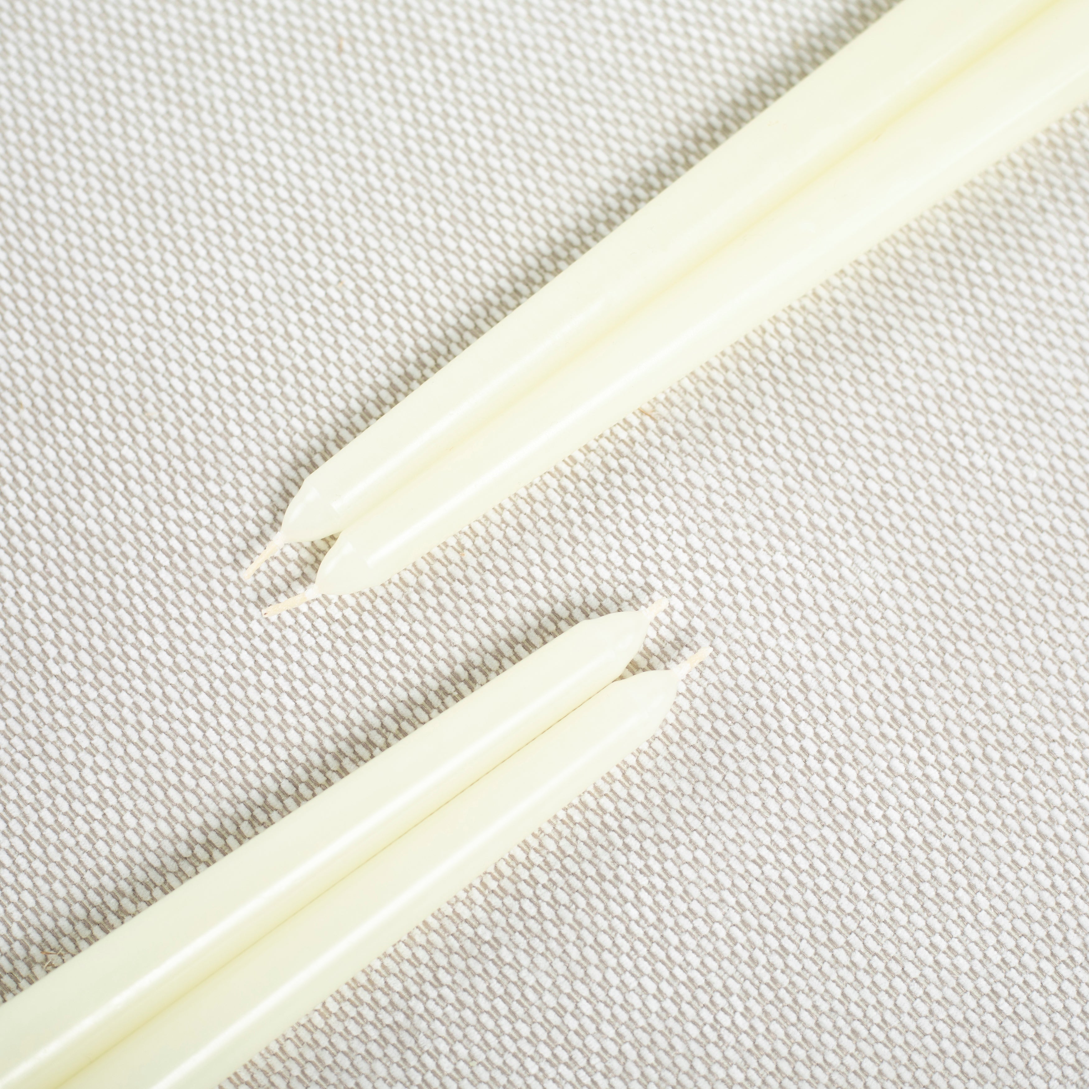 CANDWAX Ivory Taper Candles